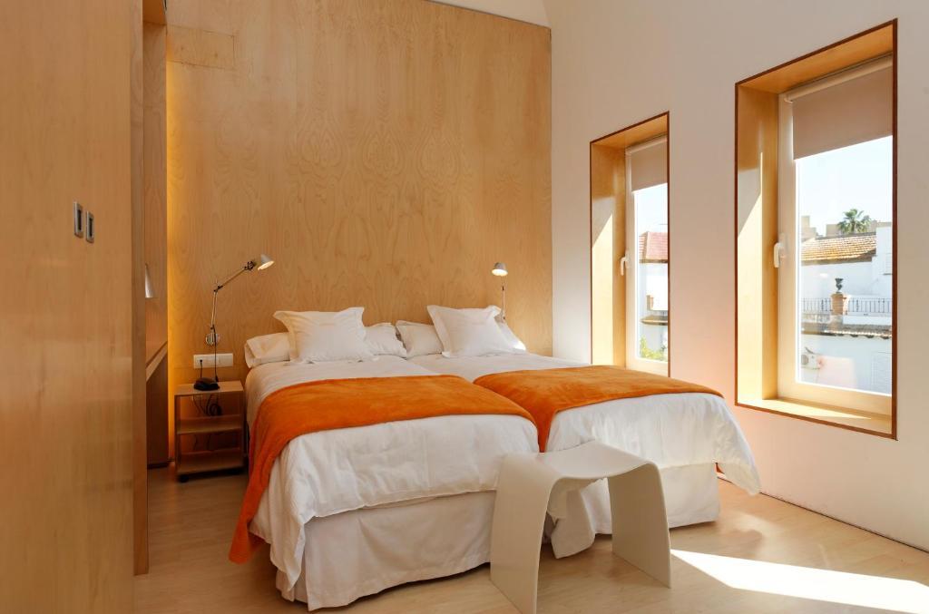 Boutique Hotel Holos Seville Ngoại thất bức ảnh