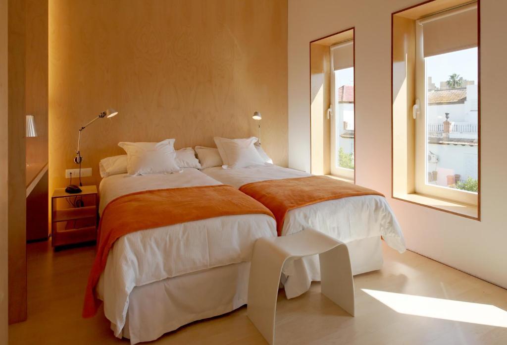 Boutique Hotel Holos Seville Ngoại thất bức ảnh
