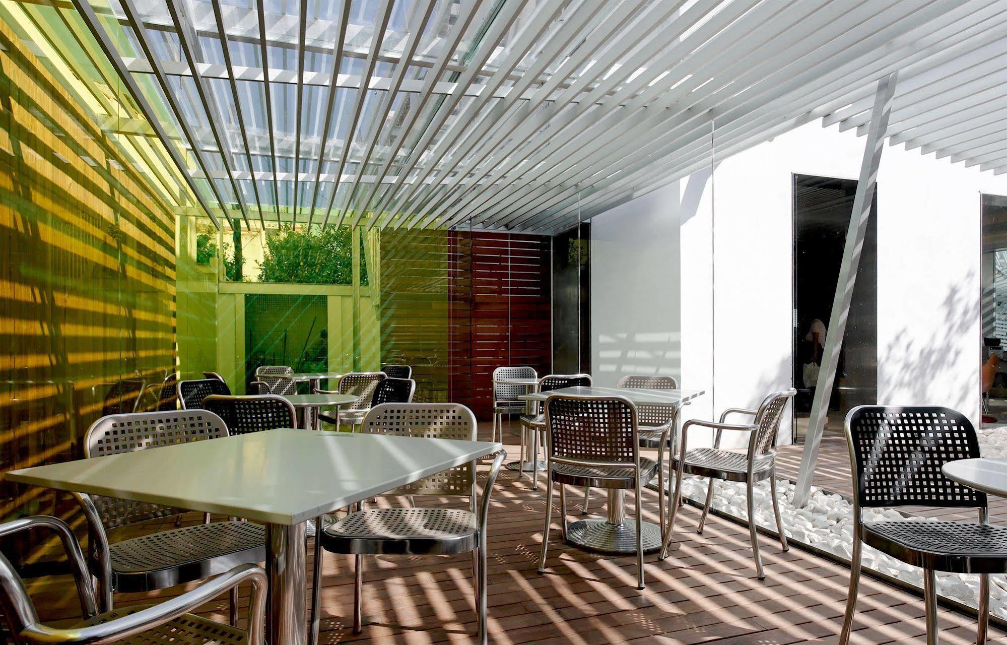 Boutique Hotel Holos Seville Ngoại thất bức ảnh