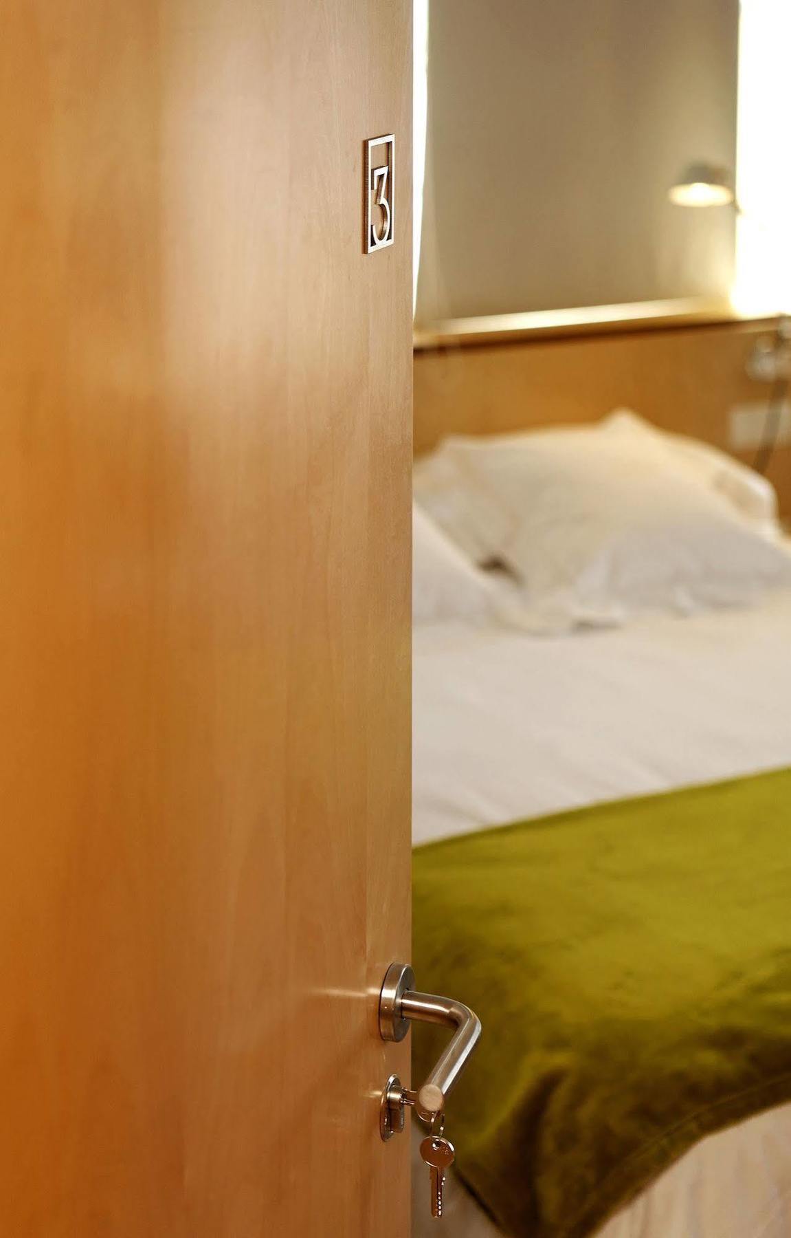 Boutique Hotel Holos Seville Ngoại thất bức ảnh